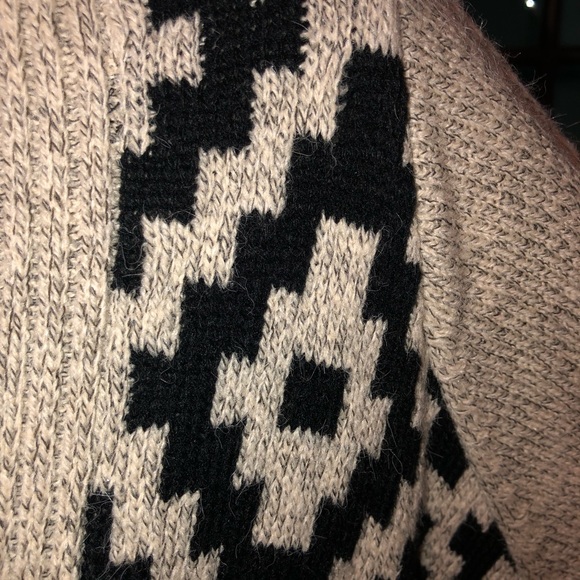 Sweater - Picture 3 of 3